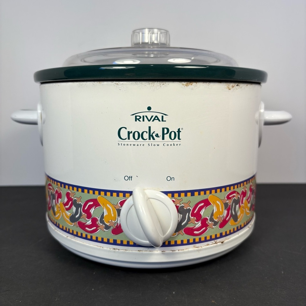 Rival Crock Pot Stoneware Slow Cooker 3122CH Chili Pepper Design, 2 Quart